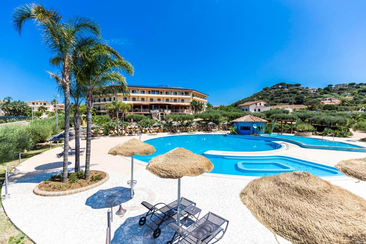 Hotel Santa Chiara Capo Vaticano Esterno foto
