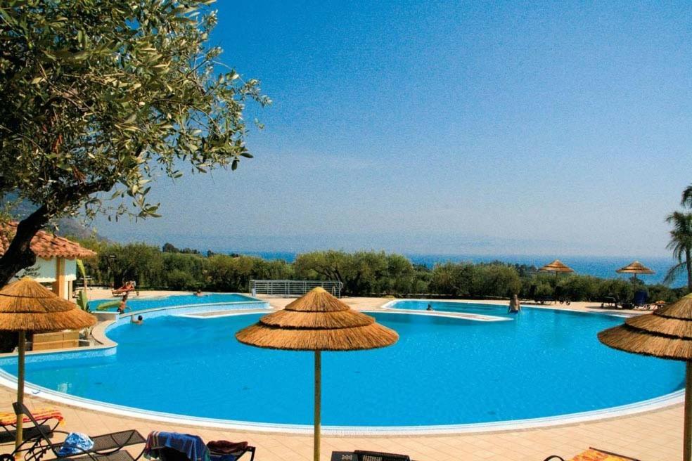 Hotel Santa Chiara Capo Vaticano Esterno foto