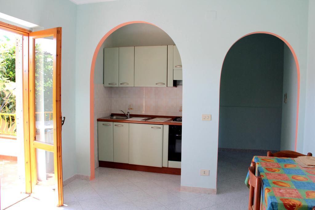 Hotel Santa Chiara Capo Vaticano Camera foto