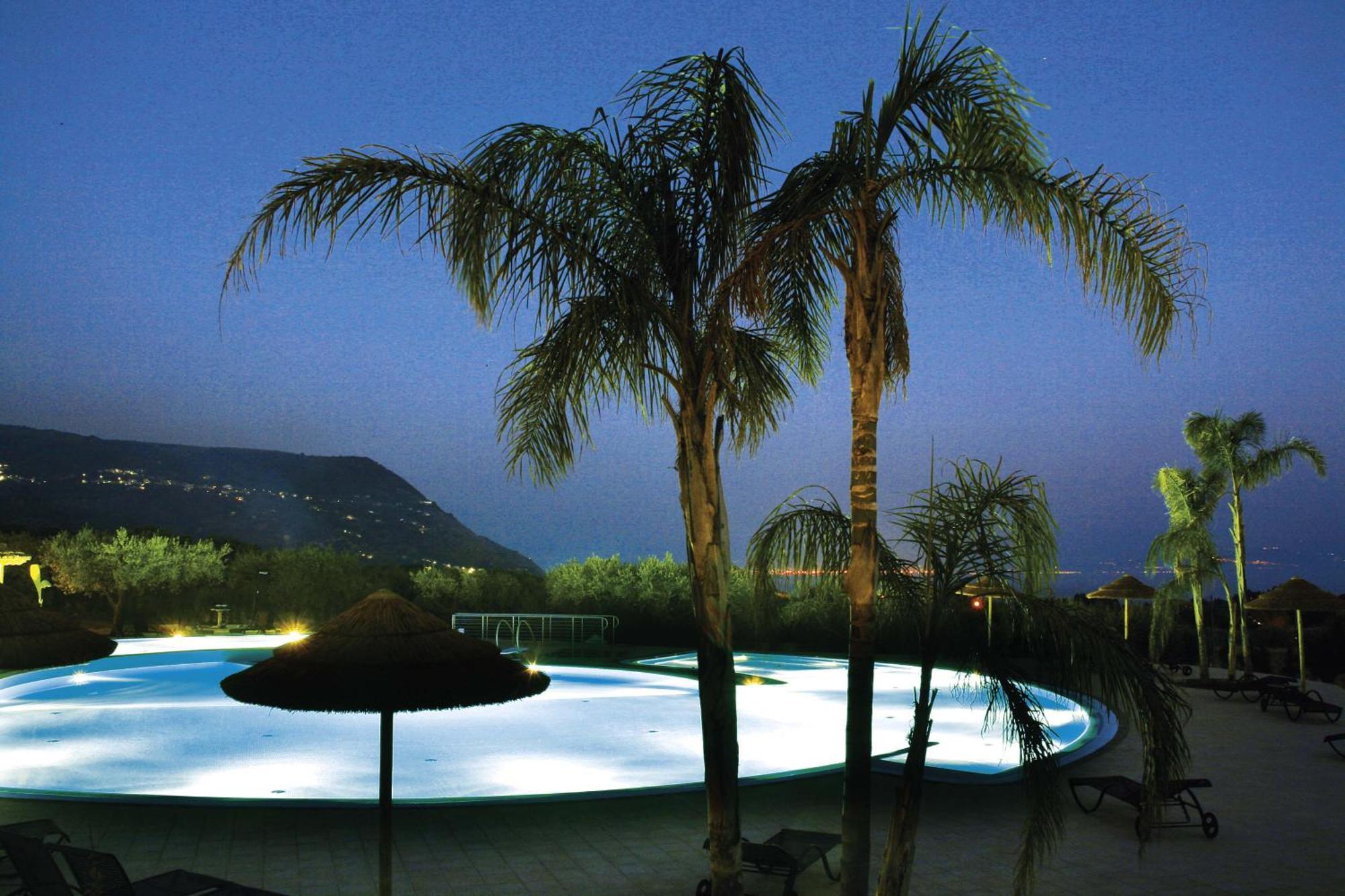 Hotel Santa Chiara Capo Vaticano Esterno foto